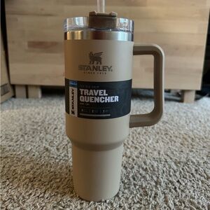 Stanley 40oz Travel Quencher